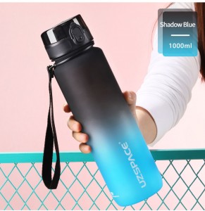 UZSPACE 1000ml Gradient Color BPA Free Frosted Tritan Sport Plastic Water Bottle Tare da Mai yin lokaci