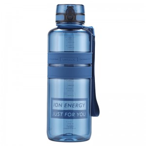 Kínai gyártók gyártója Üres Brosilicate Pyrex üveg vizes palack kék színes szilikon fedővel, tejlé és tea