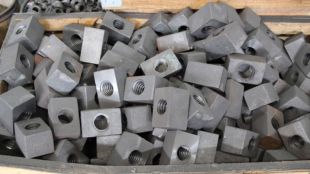 VALVE COMPONENTS DISPLAY