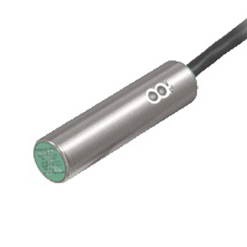 Pepperl + Fuchs индуктивен сензор за близина во стил на буре, M18 x 1, 8 mm детекција, 20 → 250