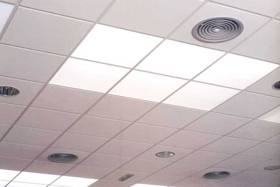 ceiling-with-air-conditionned-1219168_copyfym