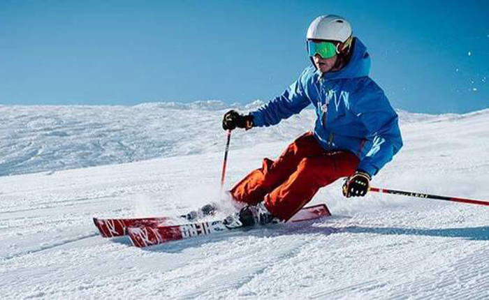Tại sao sợi thủy tinh lại phổ biến trong ván trượt tuyết?