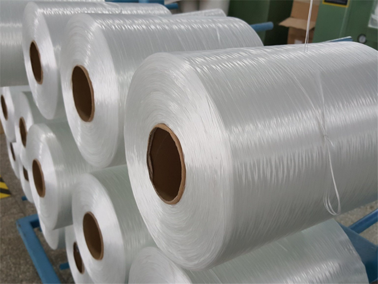 Proprietà e applicazioni delle fibre di vetro per il rinforzo di materiali compositi (7)