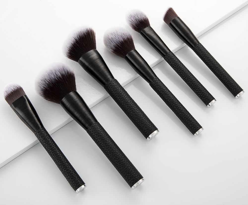 Wholesale Beauty Accessories Custom Logo Black Cosmetics Brushes para sa Face Eye Lip Makeup