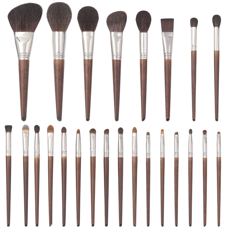Pro Make Up Brush Set Natural Maquillaje Meikkisiveltimet Custom Logo Concealer Foundation Brush Set 24 kappaletta