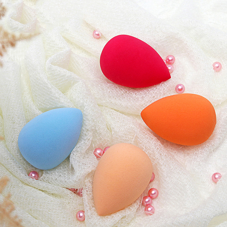 How to Test The Quality Of Makeup Sponges?