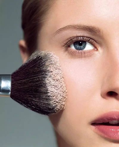 How to DIY homemade cleaning oil to clean makeup brushes