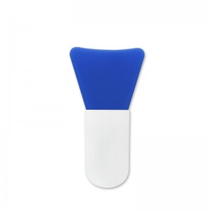2022 New Klein Blue Face Makeup Brush Mini Portable Beauty Tool Soft Silicone Facial Mask Brush