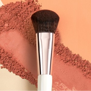 China factory direct Flat Foundation Brush with dense synthetic hair