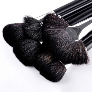 32pcs Classic Makeup Brush Set for Professional Artists