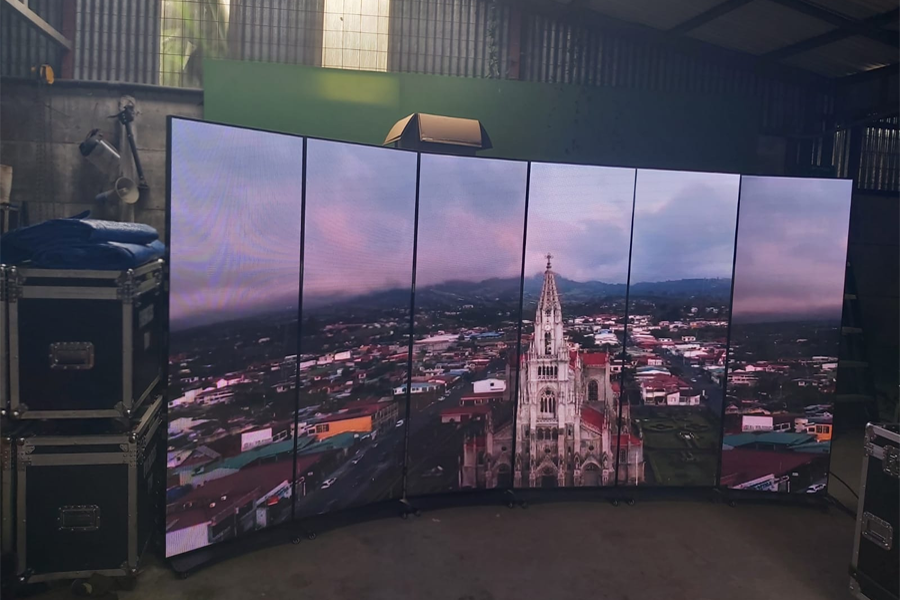 P2.5 Poster LED Display i Costa Rica