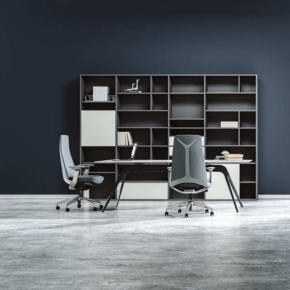 Luxuriöser, grau gepolsterter Schreibtisch-Bürostuhl mit Kopfstütze