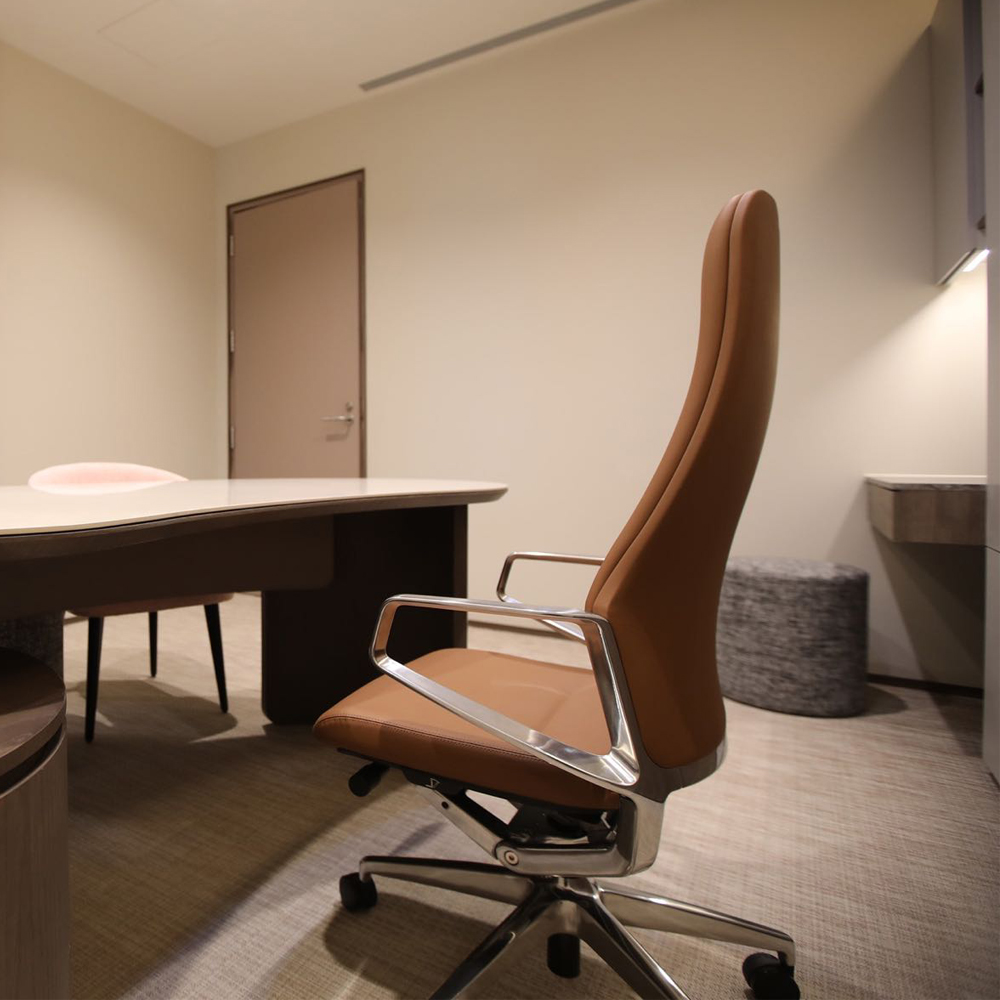 Wysokiej klasy zagłówek krzesła ze sztucznej skóry Krzesło do domowego biura Krzesło ergonomiczne