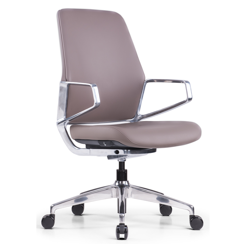 Cadeira de conferência em couro marrom