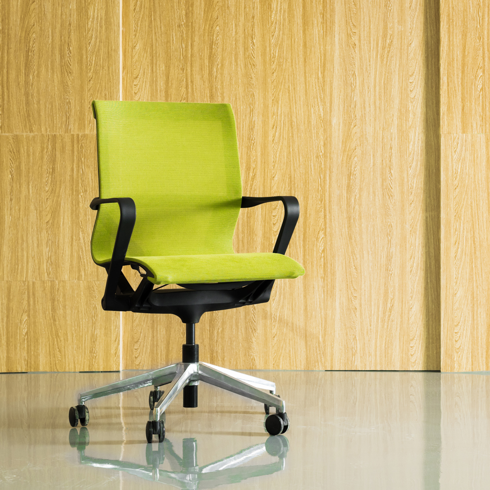 Поворотный эргономичный офисный стул с полностью сетчатым подлокотником