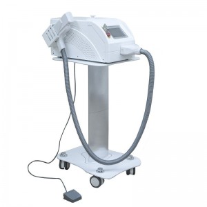 Portable Q Switched Nd YAG Laser