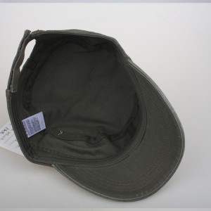 Low price for China Customized Top Quality Military Brigadier Peaked Cap with White Piping