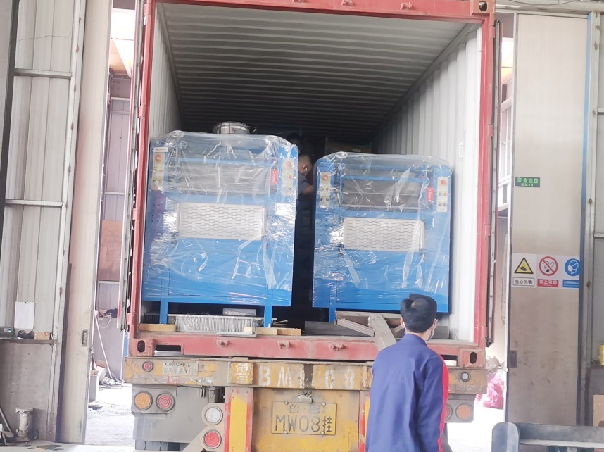 Đang tải một số container máy làm tóc tổng hợp cho thị trường Châu Phi