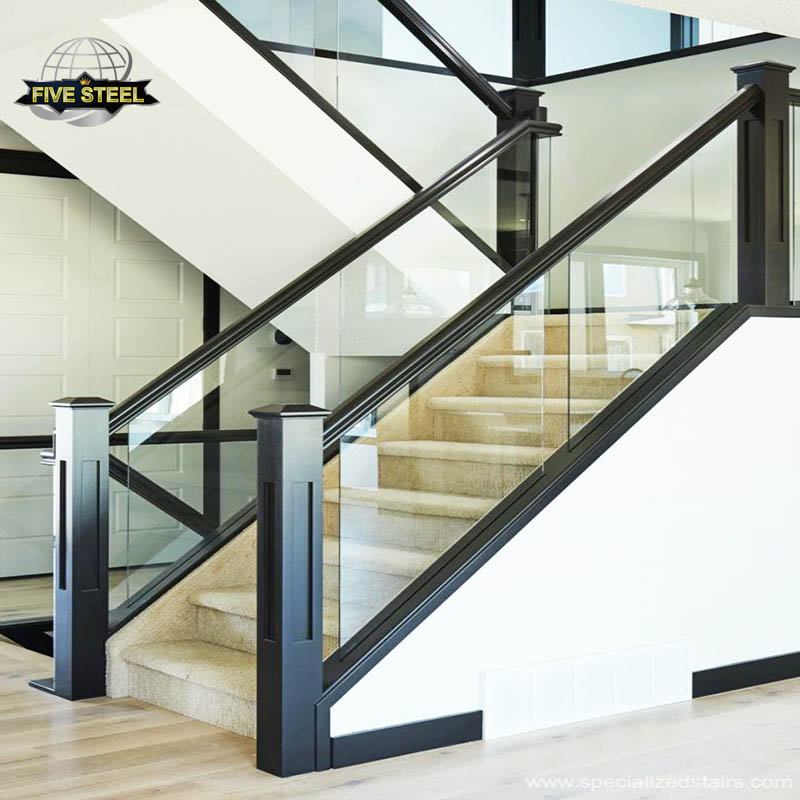 Balaustre negro de acero inoxidable resistente de estilo americano, barandilla de cubierta de balcón de vidrio templado con certificación SGCC de 12mm de espesor