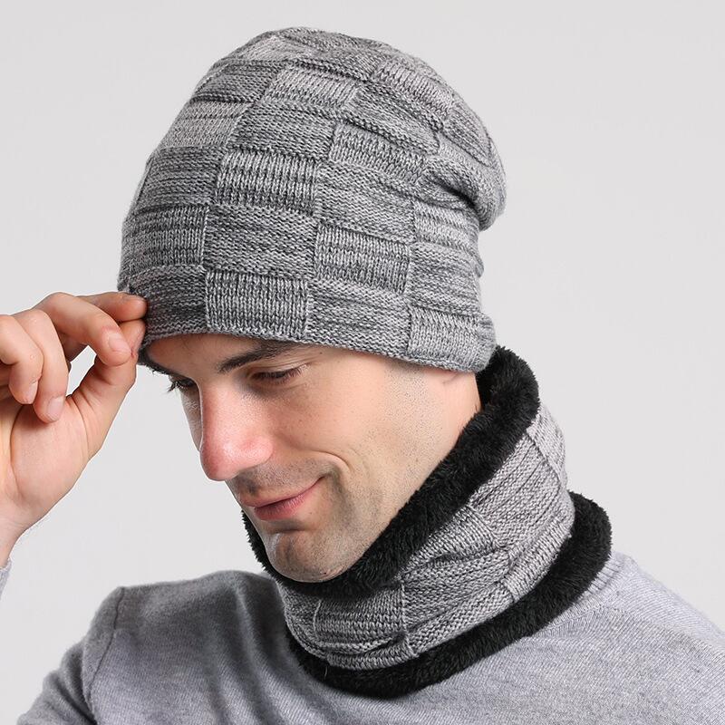 Cappello da uomo in lana lavorata a maglia