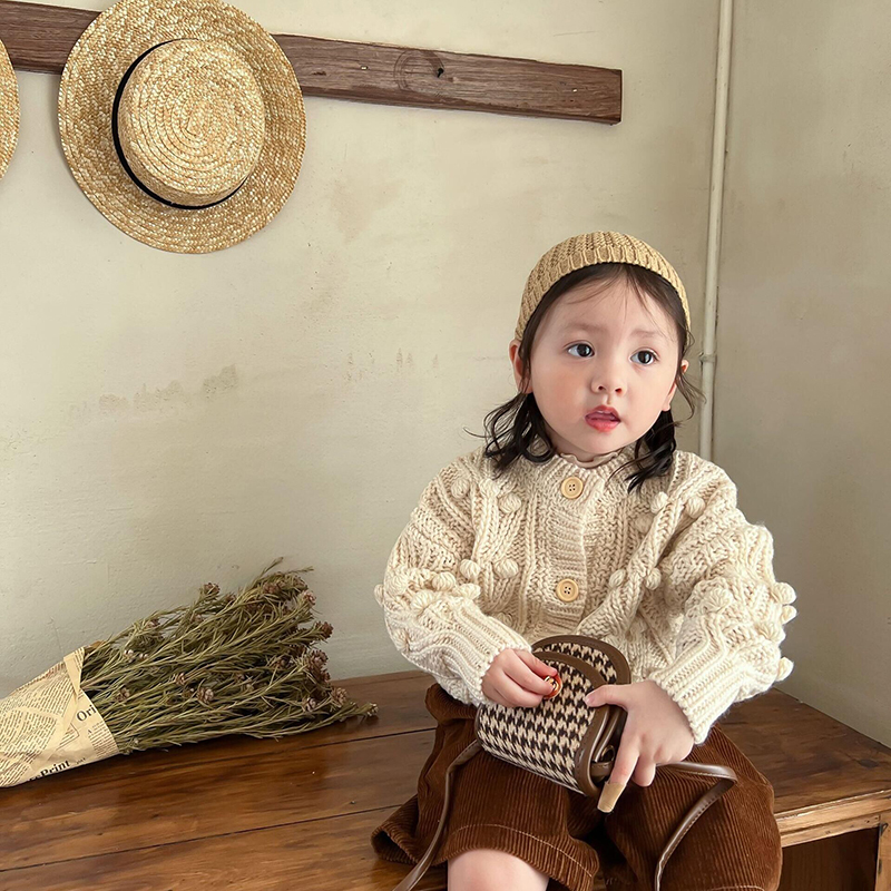 Handmade children's long-sleeved wool sweater customization