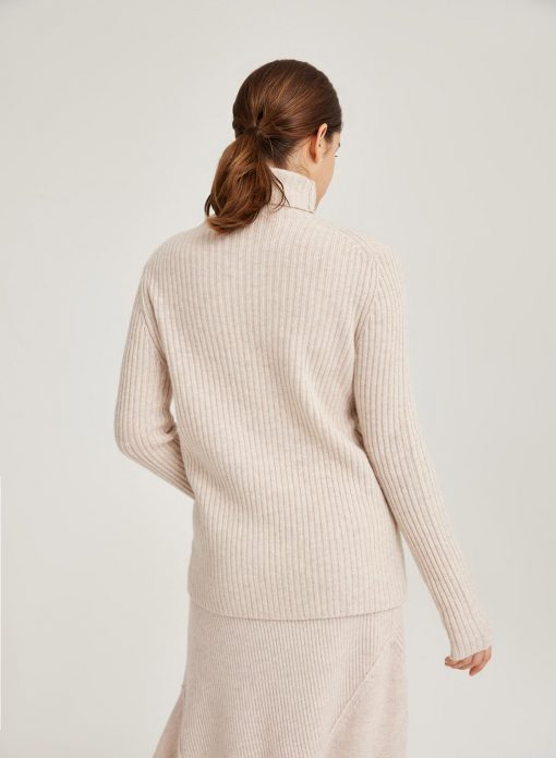 Dámsky pletený sveter s korytnačím výstrihom, rebrovaným pásikom-3