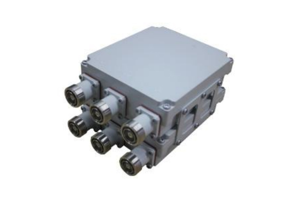 Conector DIN-F del combinador de cavidades de 3 vías, pérdida de inserción baja de 885-2690MHz, pequeño volumen JX-CC3-885M2690M-80DG2