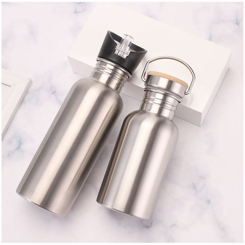 Outdoor cold water bottles (1)