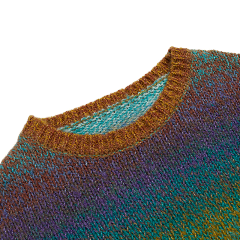 damski sweterek z dzianiny w gradientowym kolorze (1)pi2