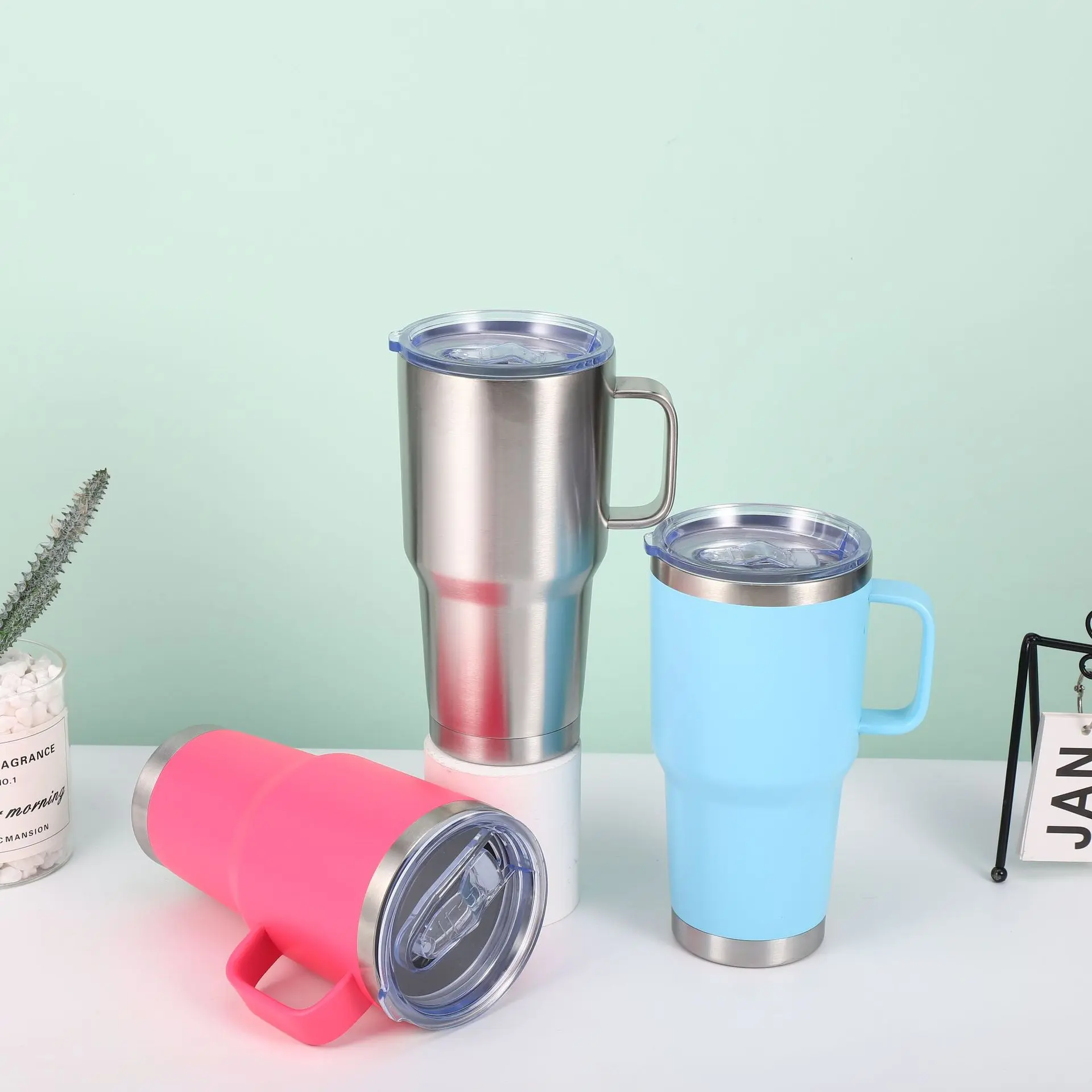 What kind of water bottle should I bring when traveling in spring