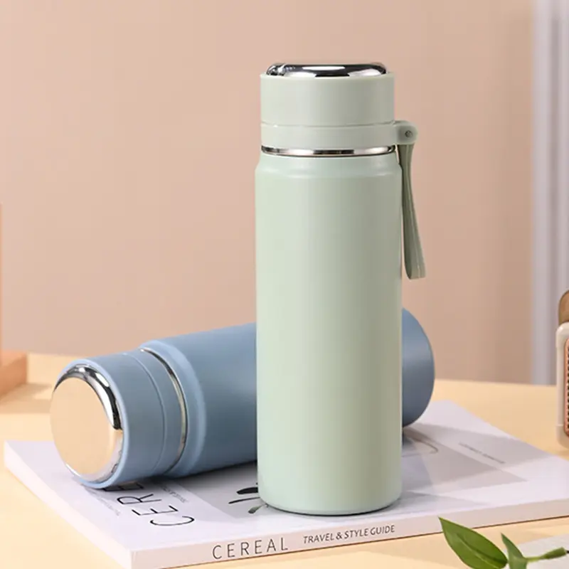 How to increase the heat retention time of a thermos cup