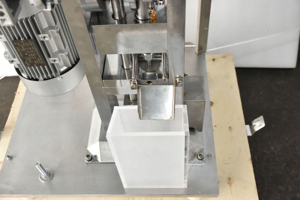 outlet of DP20E Single Punchtablet press machine deg