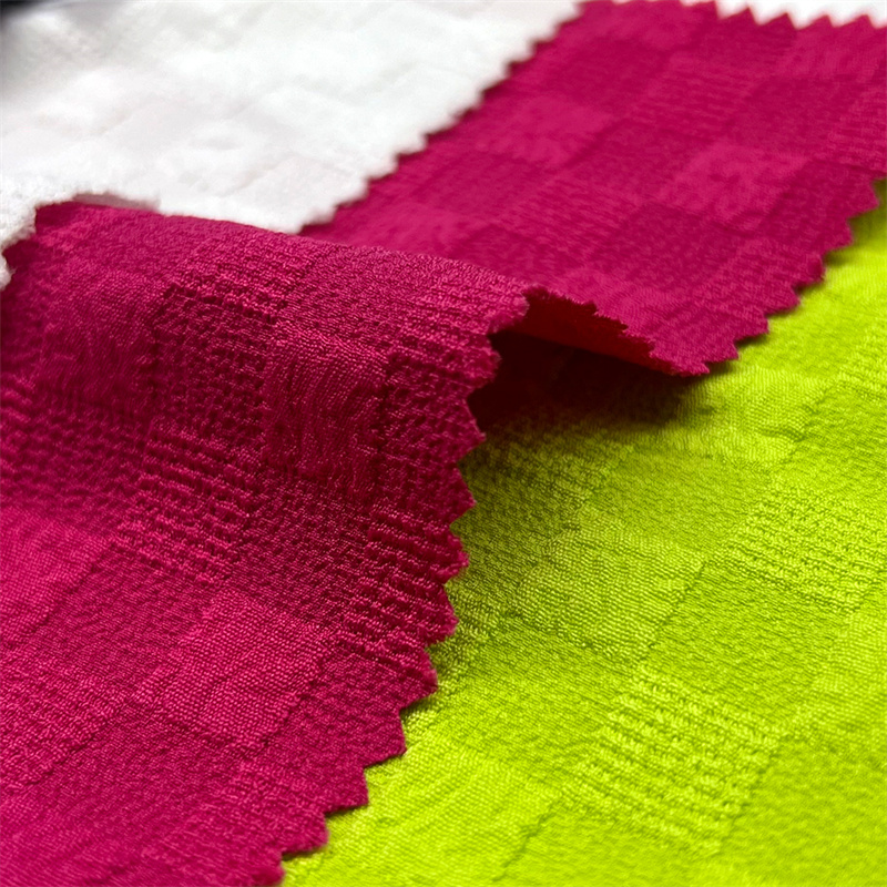 Суерте текстилен спандекс со обичен модел Жакард со меурчиња за проверка на ткаенина