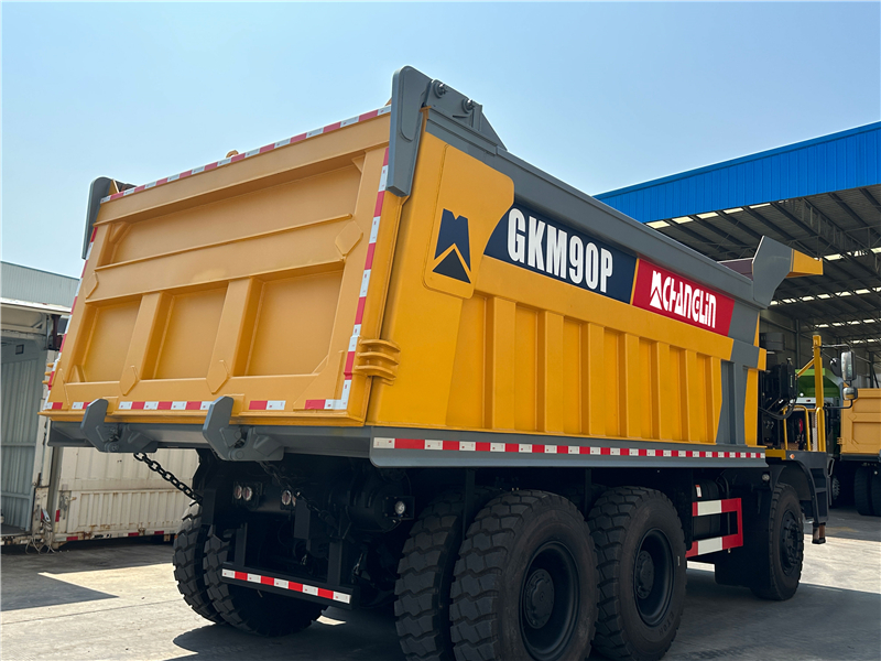 GKM90P Mining Truck 460HP Versatile Use Haulage Truck (14)clv