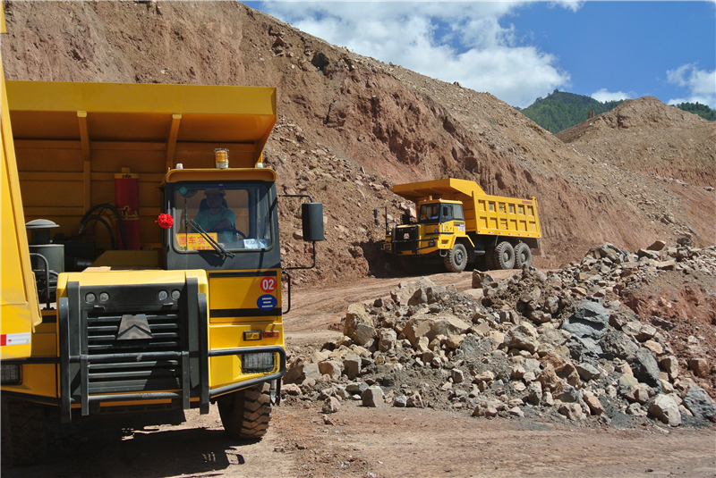 Large Mass Multifunction GKM120P Off-road Mining Dump Truck 610HP (4)5js