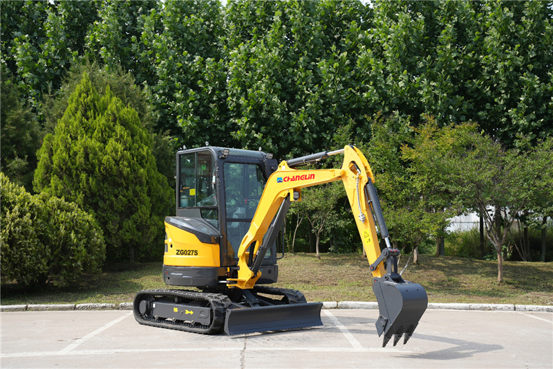 Mini Excavator ZG027S High Performance in Tight Spaces (1)yct