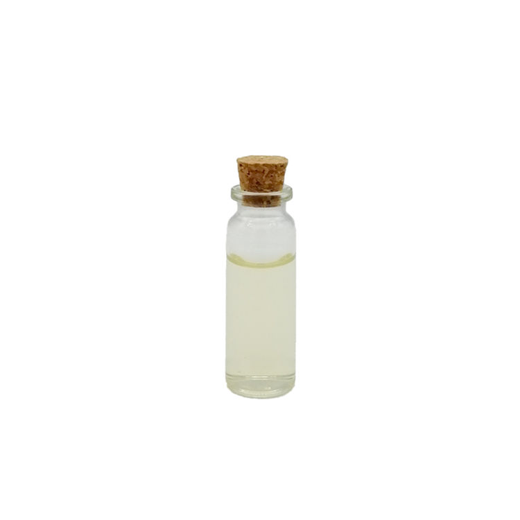 Olio essenziale di estratto puro e naturale Olio di lavanda in quantità sfusa