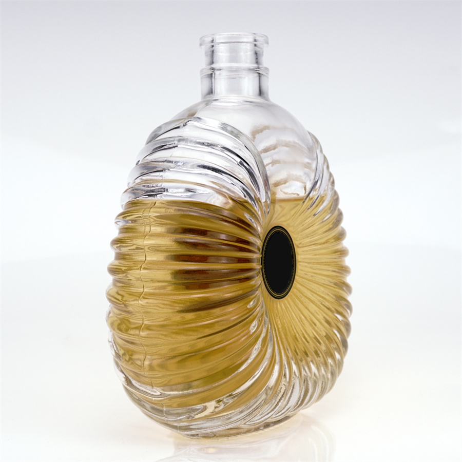 Fancy glass bottles for liquor brandy rum exotic 510oqa