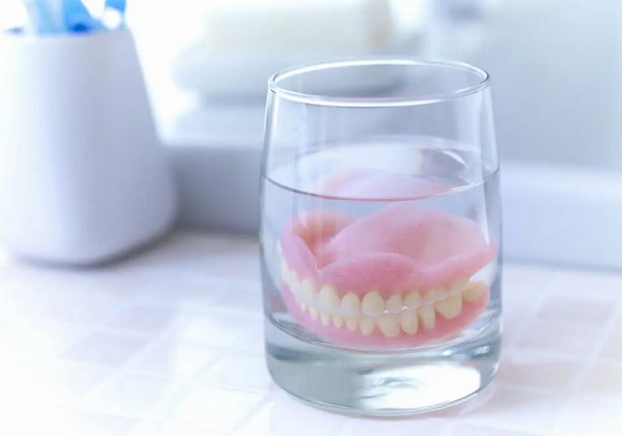 Hợp chất kali Monopersulfate cho chất tẩy rửa răng giả