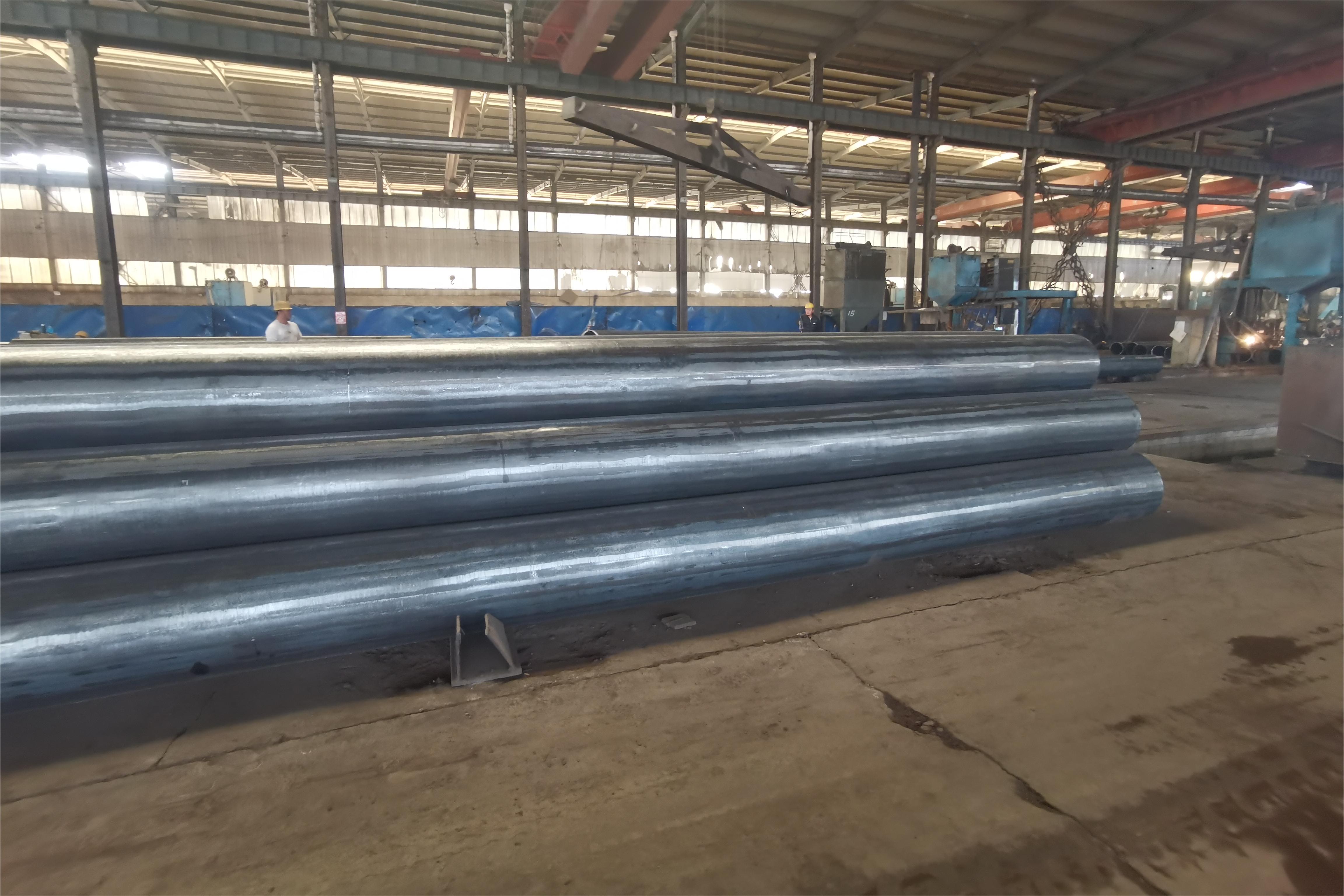 Recently we are producing a batch of EN10210-1 S355J2H seamless steel pipes and sending them to European countries. Today we will introduce this standard.
