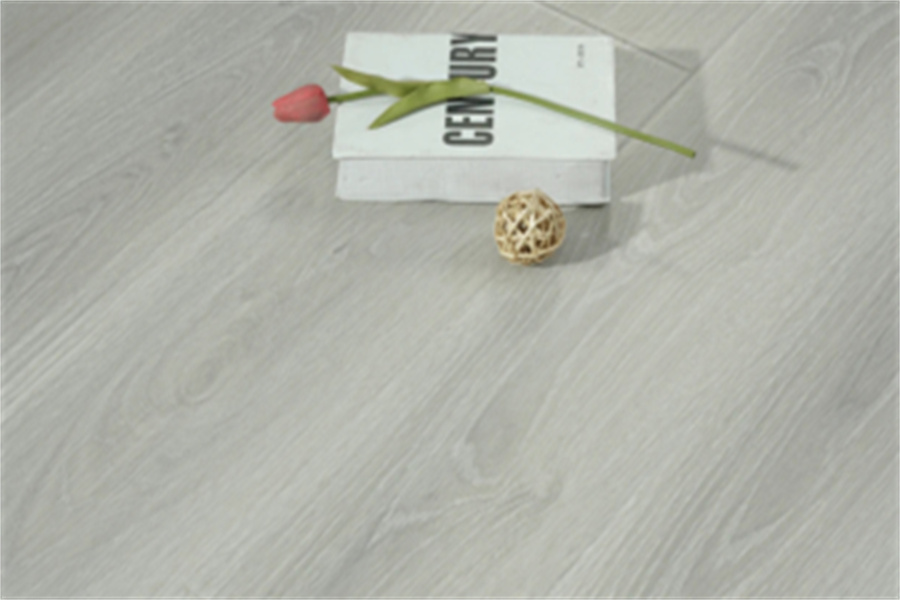 KING TILES leads the new fashion of the flooring industry: the perfect combination of innovative technology and environmental protection concept