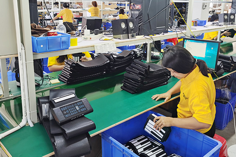 Roll-up Electronic Keyboards: Creativity and Craftsmanship from Guangdong's Konix Factory