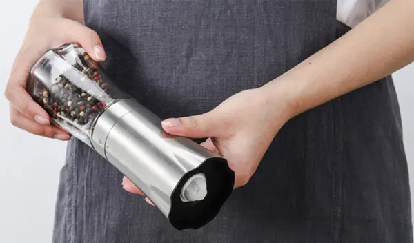 battery-operated-pepper-grinder-1qs9