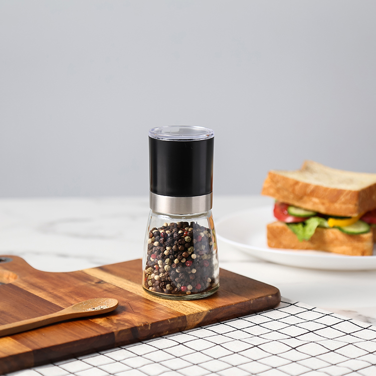 Wholesale Plastic Spice Grinder With Black Top