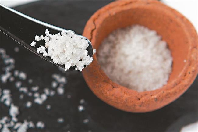 The Perfect Pinch: A Guide to the World's Best Salts