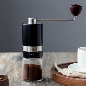 Karamin Hannu-Crank Bakin Karfe Coffee grinder tare da Conical Karfe Burr