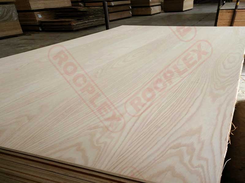 /red-oak-fancy-mdf-board-2440122018mm-common-34%e2%80%b3x-8-x-4-trang trí-red-oak-mdf-board-product/