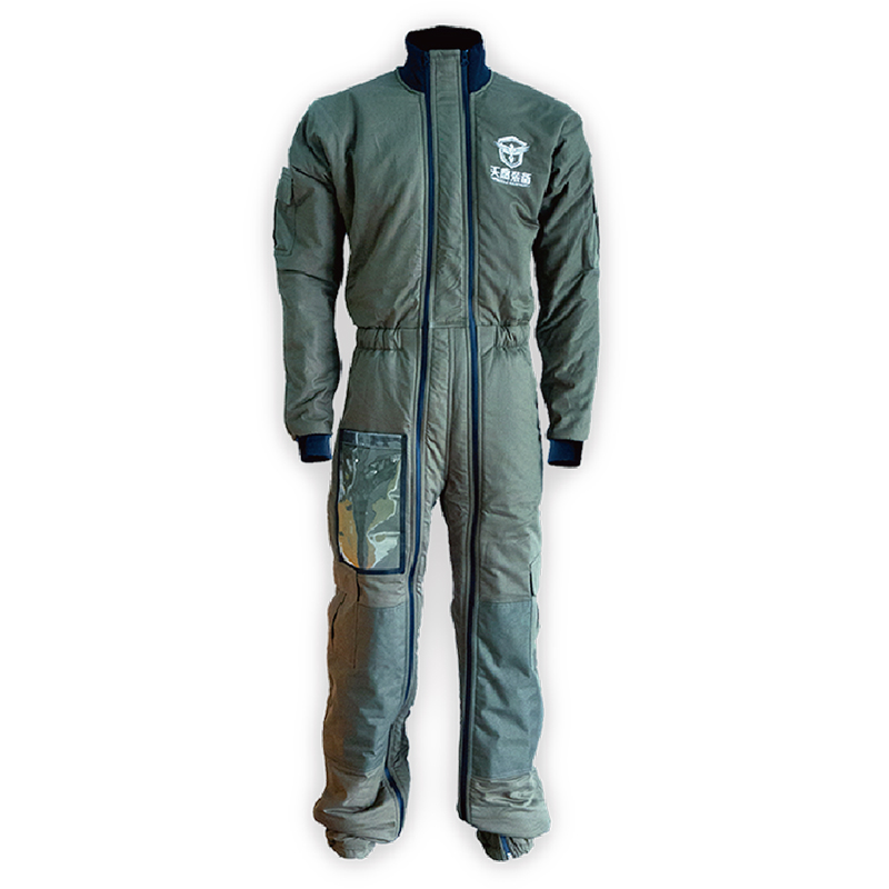 Winter coat for skydiving