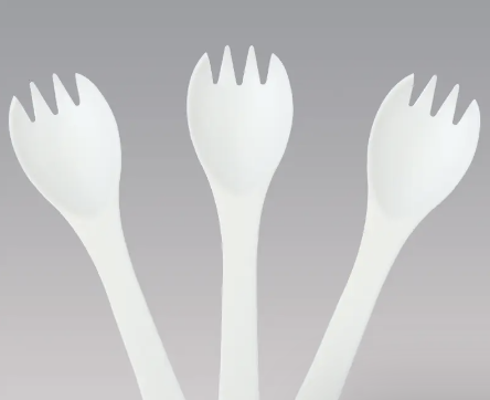 Garpu kertas vs garpu CPLA: Nangkeup pilihan makan sustainable