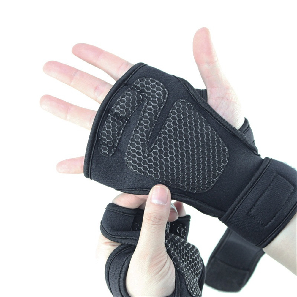 Sport non-slipe design gloves